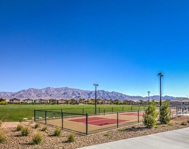 7461 Opal Star Street - Photo Thumbnail 38