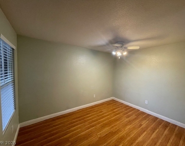 5055 W Hacienda Avenue - Photo Thumbnail 5