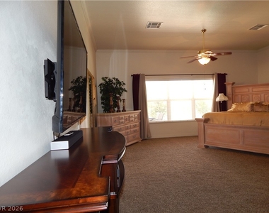1320 Crystal Valley Drive - Photo Thumbnail 18