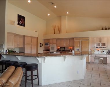 1320 Crystal Valley Drive - Photo Thumbnail 9