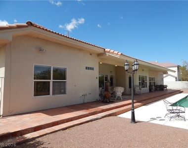 1320 Crystal Valley Drive - Photo Thumbnail 26