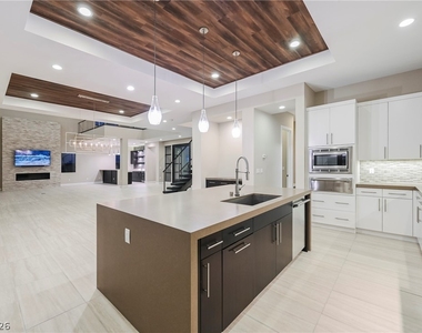 11460 Ruby Falls Way - Photo Thumbnail 70