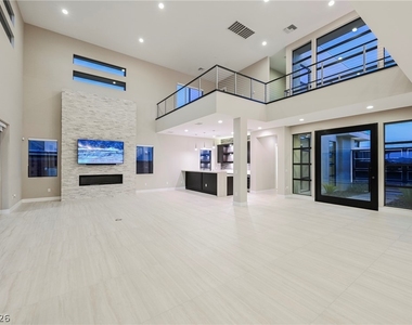 11460 Ruby Falls Way - Photo Thumbnail 58