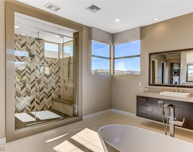 11460 Ruby Falls Way - Photo Thumbnail 28