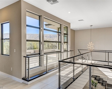 11460 Ruby Falls Way - Photo Thumbnail 20