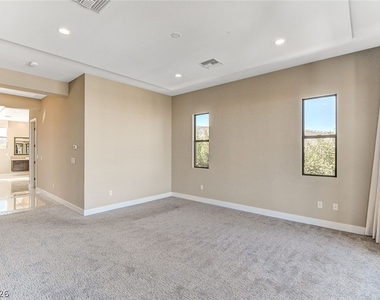 11460 Ruby Falls Way - Photo Thumbnail 21