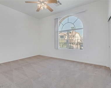 3131 Surf Spray Street - Photo Thumbnail 43