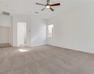 3131 Surf Spray Street - Photo Thumbnail 33