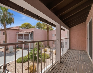 2274 E Desert Inn Road - Photo Thumbnail 31