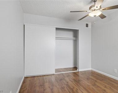2274 E Desert Inn Road - Photo Thumbnail 61