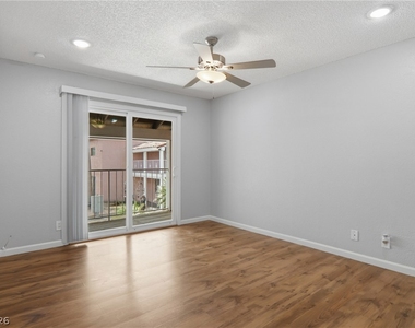 2274 E Desert Inn Road - Photo Thumbnail 28