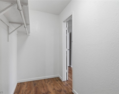 2274 E Desert Inn Road - Photo Thumbnail 70