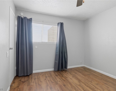 2274 E Desert Inn Road - Photo Thumbnail 59