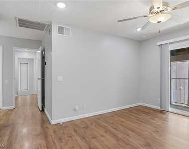 2274 E Desert Inn Road - Photo Thumbnail 66