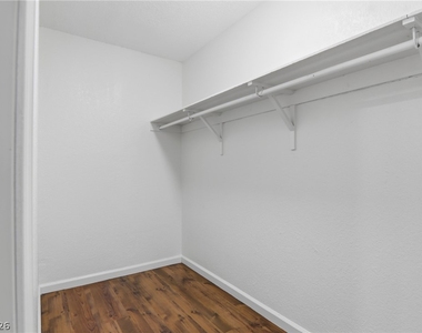 2274 E Desert Inn Road - Photo Thumbnail 69