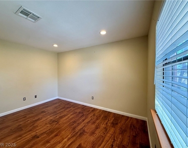 5923 Laredo Street - Photo Thumbnail 32