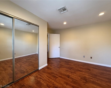 5923 Laredo Street - Photo Thumbnail 34