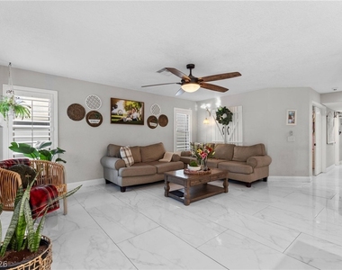 407 Crater Court - Photo Thumbnail 13