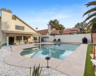 407 Crater Court - Photo Thumbnail 45