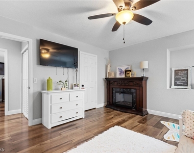 407 Crater Court - Photo Thumbnail 36