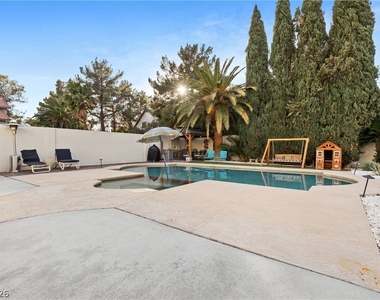 407 Crater Court - Photo Thumbnail 42