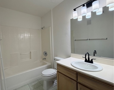 5229 Caspian Springs Drive - Photo Thumbnail 26