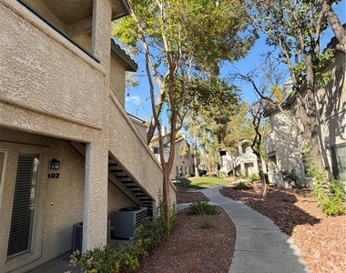 5229 Caspian Springs Drive - Photo Thumbnail 9