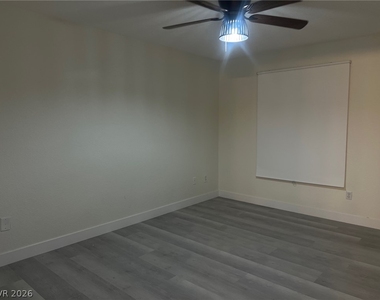 8101 Flamingo Road - Photo Thumbnail 11
