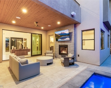 75 Pristine Glen Street - Photo Thumbnail 44