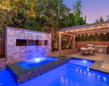 75 Pristine Glen Street - Photo Thumbnail 47
