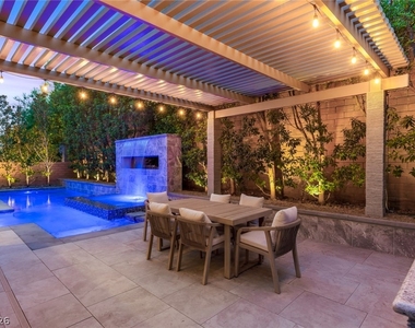 75 Pristine Glen Street - Photo Thumbnail 51