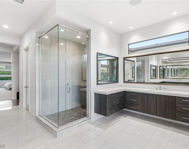 75 Pristine Glen Street - Photo Thumbnail 29
