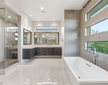 75 Pristine Glen Street - Photo Thumbnail 28
