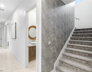 75 Pristine Glen Street - Photo Thumbnail 20