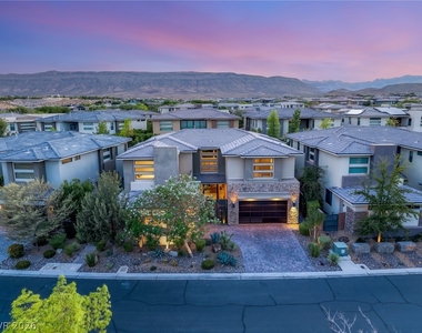 75 Pristine Glen Street - Photo Thumbnail 54