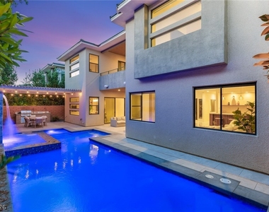 75 Pristine Glen Street - Photo Thumbnail 46