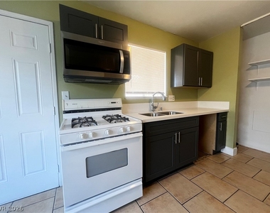 6311 Newville Avenue - Photo Thumbnail 12