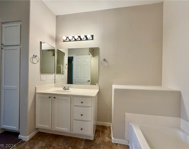 2291 Horizon Ridge - Photo Thumbnail 21