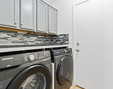 749 Salt Flats Circle - Photo Thumbnail 10