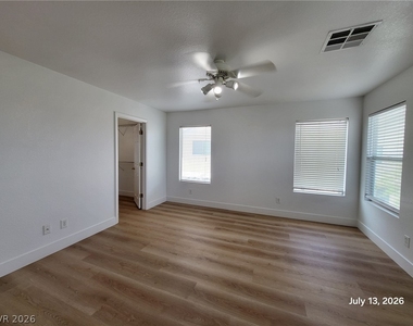 6142 Novelty Street - Photo Thumbnail 14