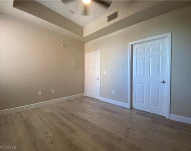 79 E Agate Avenue - Photo Thumbnail 7