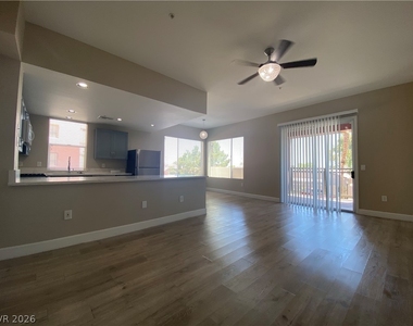 79 E Agate Avenue - Photo Thumbnail 5