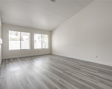 7724 Rye Canyon Drive - Photo Thumbnail 6