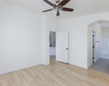 3408 President Pride Place - Photo Thumbnail 15