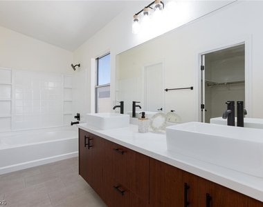 3408 President Pride Place - Photo Thumbnail 14