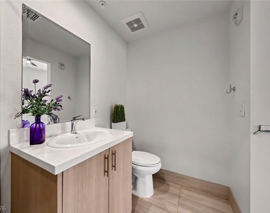 322 S Water Street - Photo Thumbnail 25
