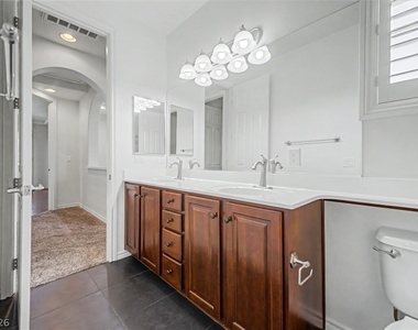 2435 Cordoba Bluff Court - Photo Thumbnail 22