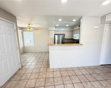 3085 Casey Drive - Photo Thumbnail 2