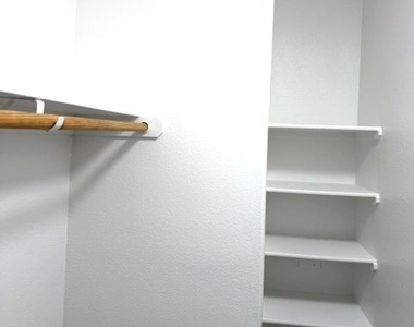 4607 Dealers Choice Way - Photo Thumbnail 23