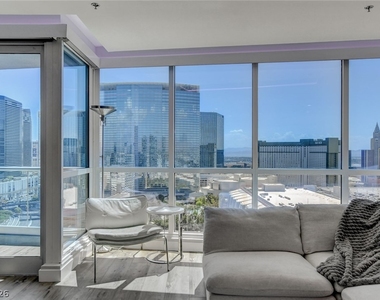 4575 Dean Martin Drive - Photo Thumbnail 9